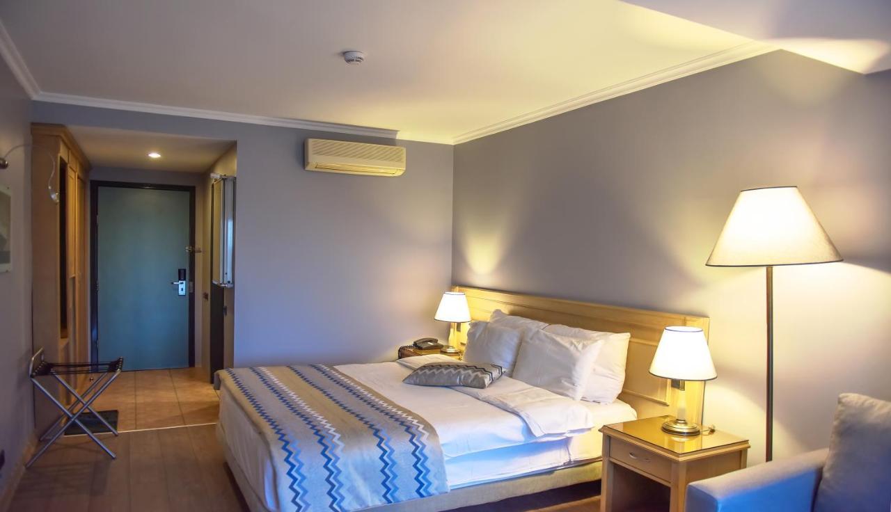 Denizati Plus Hotel อิสตันบูล ภายนอก รูปภาพ
