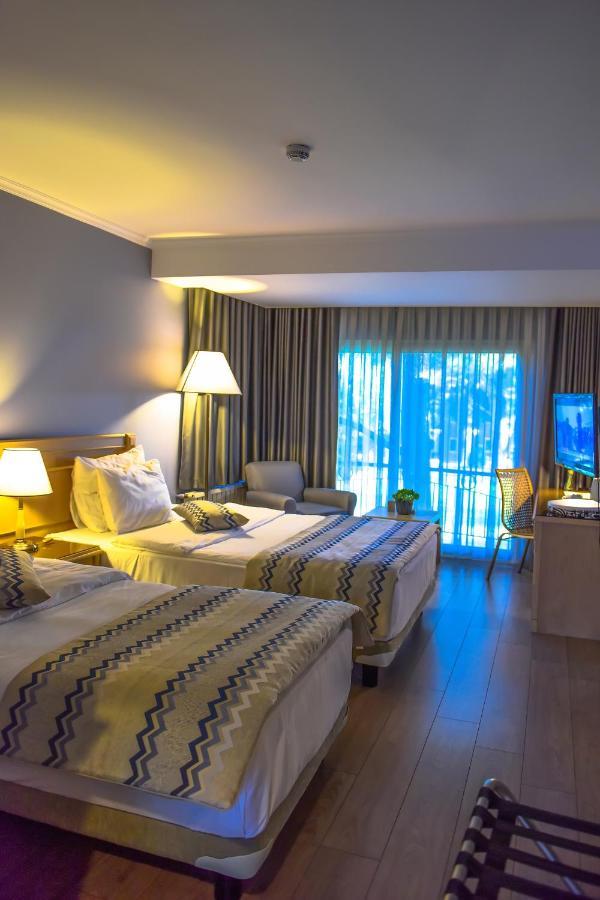 Denizati Plus Hotel อิสตันบูล ภายนอก รูปภาพ